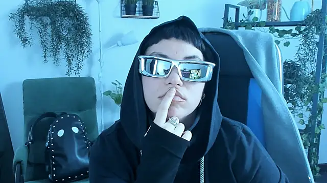 NeoGeisha online show from 5, 5, 2026