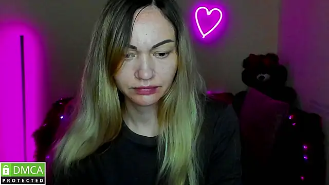 Snapshot of BlondMikey22 chatting on 24, 2, 2026 BlondMikey22 online show from 24, 2, 2026