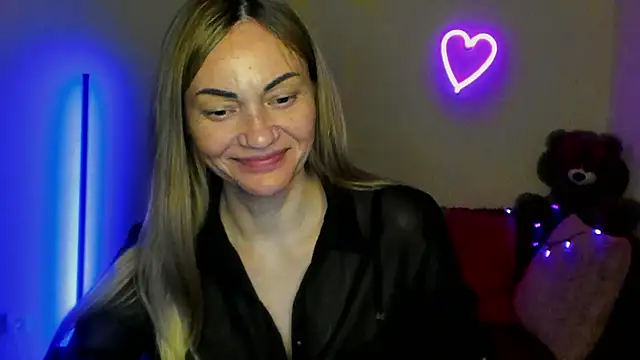 Snapshot of BlondMikey22 chatting on 16, 5, 2026 BlondMikey22 online show from 16, 5, 2026