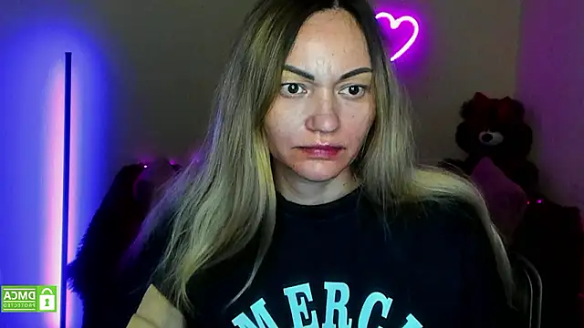 Snapshot of BlondMikey22 chatting on 12, 2, 2026 BlondMikey22 online show from 12, 2, 2026