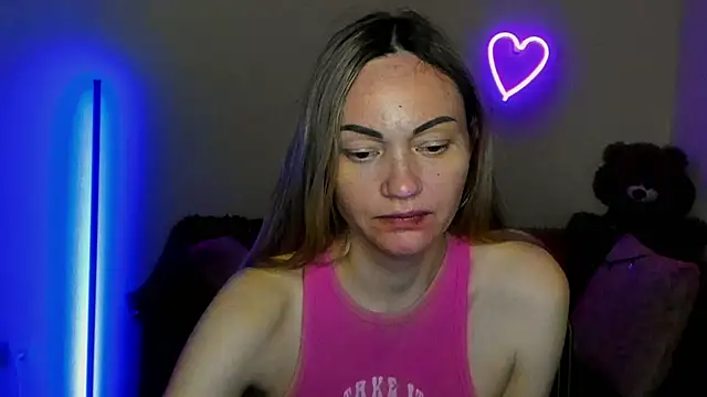 Snapshot of BlondMikey22 chatting on 27, 5, 2026 BlondMikey22 online show from 27, 5, 2026