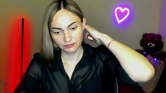 Snapshot of BlondMikey22 chatting on 22, 5, 2026 BlondMikey22 online show from 22, 5, 2026