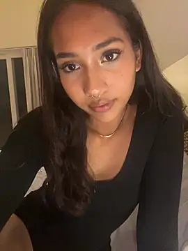 lyla luv online show from 22, 2, 2026