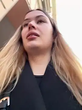 blonde exe online show from 18, 3, 2026