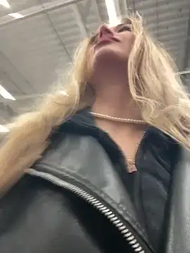 blonde exe online show from 29, 5, 2026