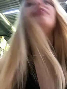 blonde exe online show from 10, 4, 2026