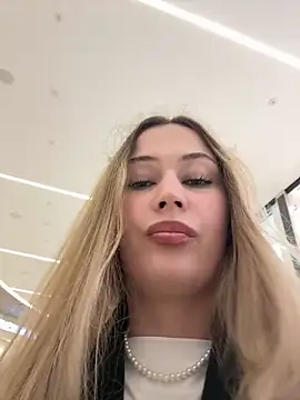 blonde exe online show from 15, 5, 2026