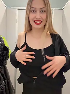 Snapshot of blonde_exe chatting on 14, 2, 2026 blonde exe online show from 14, 2, 2026