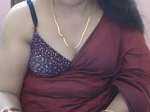 Cute Sheetal online show from 19, 4, 2026