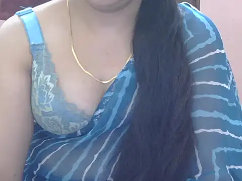 Cute Sheetal online show from 2, 5, 2026