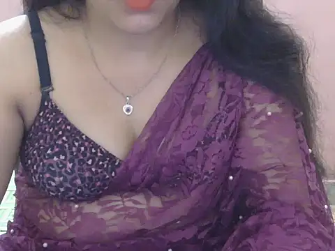Cute Sheetal online show from 28, 4, 2026