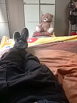 LASCHIAVA6TV72 online show from 3, 3, 2026