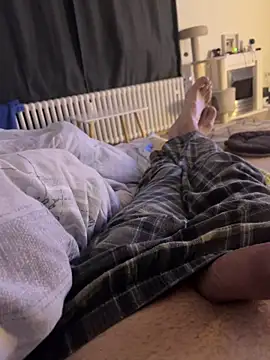 ManuelCervantes1972 online show from 12, 2, 2026