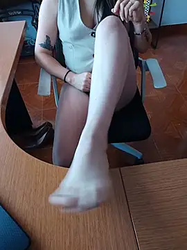 Lyonette reading1 online show from 26, 3, 2026