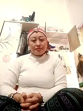 Jolie sexy online show from 11, 3, 2026