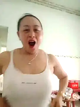 Jolie sexy online show from 3, 4, 2026