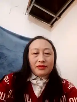 Snapshot of Jolie_sexy chatting on 3, 3, 2026 Jolie sexy online show from 3, 3, 2026