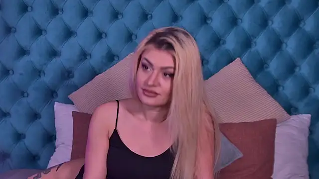 Snapshot of NayaBliss chatting on 23, 2, 2026 NayaBliss online show from 23, 2, 2026