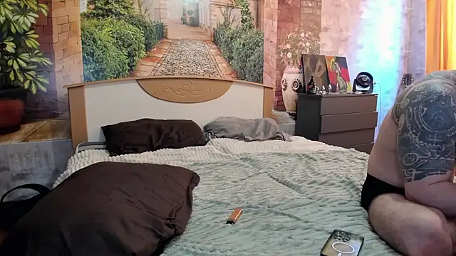  littleangie  online show from 14, 2, 2026