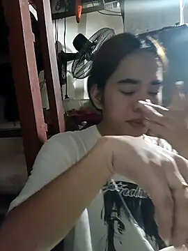 Wildcam21 online show from 19, 2, 2026