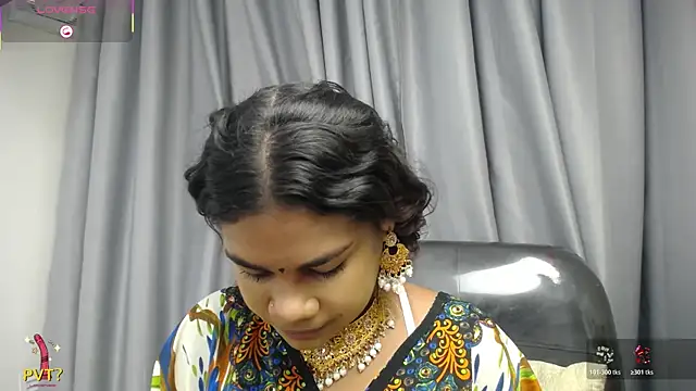 yaazhinii online show from 6, 5, 2026