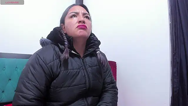 lexyy24 online show from 15, 4, 2026