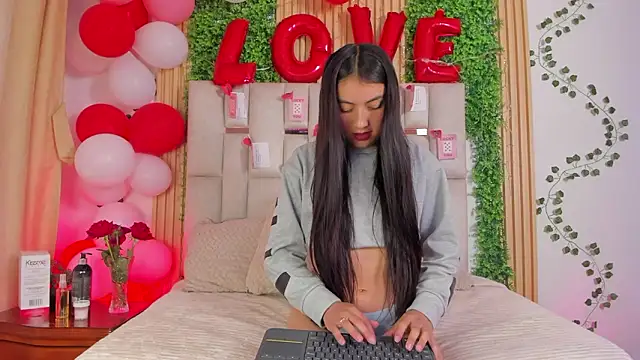 Emma Nmm online show from 19, 2, 2026