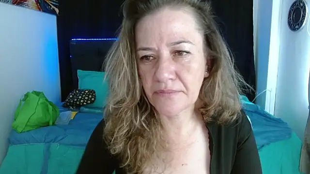 andreea xx online show from 9, 2, 2026