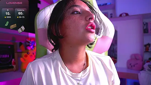  emily jonexs online show from 25, 2, 2026