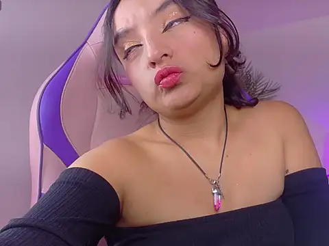 Snapshot of _emily_jonexs chatting on 20, 6, 2026 emily jonexs online show from 20, 6, 2026