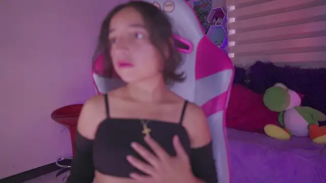  emily jonexs online show from 15, 3, 2026