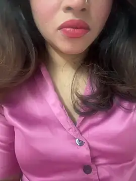 Snapshot of riya_sharma11 chatting on 2, 3, 2026 riya sharma11 online show from 2, 3, 2026