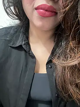 riya sharma11 online show from 7, 4, 2026