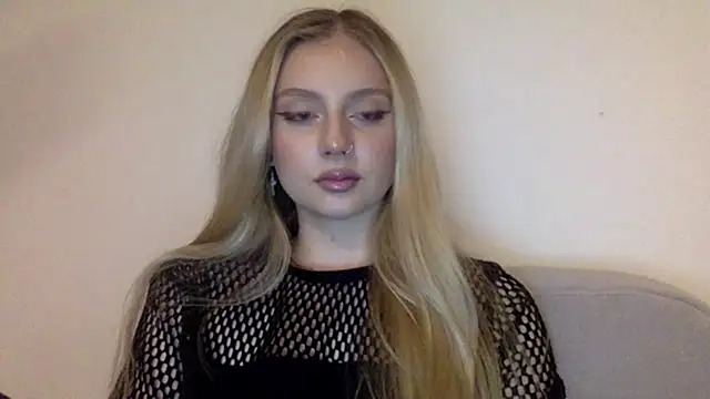 Snapshot of MayaWetDream chatting on 25, 2, 2026 MayaWetDream online show from 25, 2, 2026