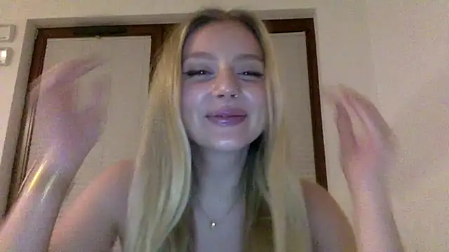 MayaWetDream online show from 4, 3, 2026