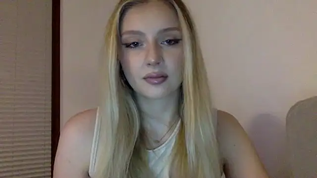 Snapshot of MayaWetDream chatting on 22, 2, 2026 MayaWetDream online show from 22, 2, 2026