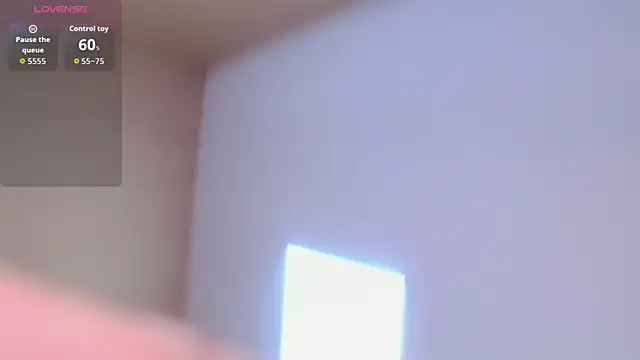 Snapshot of rox_luxury_tf chatting on 4, 7, 2026 rox luxury tf online show from 4, 7, 2026