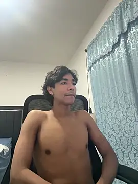 Pedestal diamant online show from 6, 3, 2026