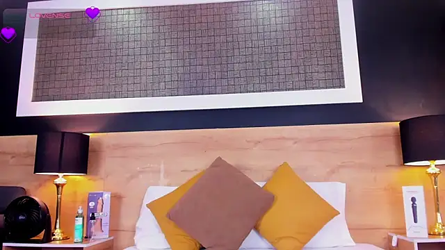 Chloee  Adams online show from 19, 3, 2026