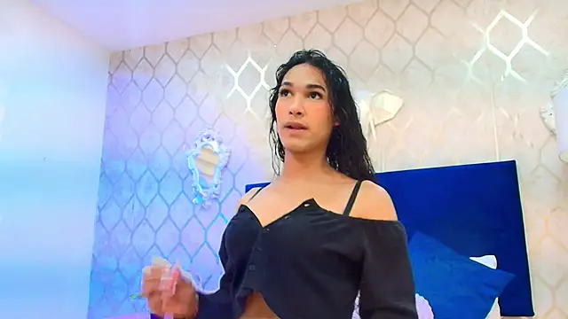 Snapshot of Chloee__Adams chatting on 9, 2, 2026 Chloee Adams online show from 9, 2, 2026