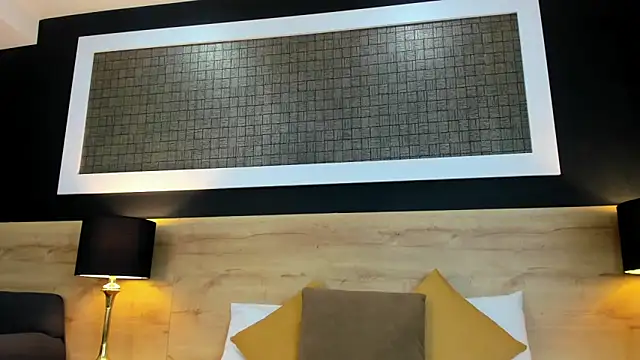 Chloee  Adams online show from 6, 3, 2026