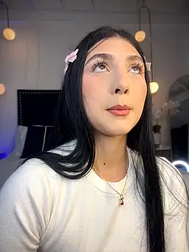 BadLilAngelXXX online show from 25, 3, 2026