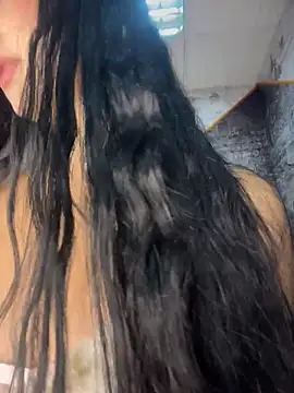 Snapshot of BadLilAngelXXX chatting on 5, 5, 2026 BadLilAngelXXX online show from 5, 5, 2026
