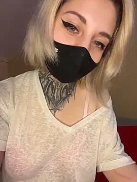 Snapshot of AllisonXAlfred chatting on 26, 2, 2026 AllisonXAlfred online show from 26, 2, 2026