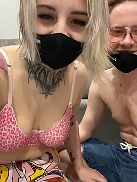 Snapshot of AllisonXAlfred chatting on 9, 2, 2026 AllisonXAlfred online show from 9, 2, 2026