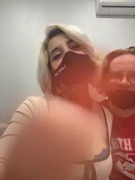 Snapshot of AllisonXAlfred chatting on 6, 2, 2026 AllisonXAlfred online show from 6, 2, 2026