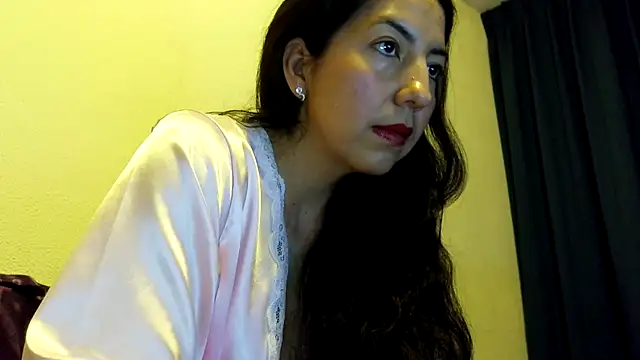 Snapshot of LunaLatinaa chatting on 14, 2, 2026 LunaLatinaa online show from 14, 2, 2026