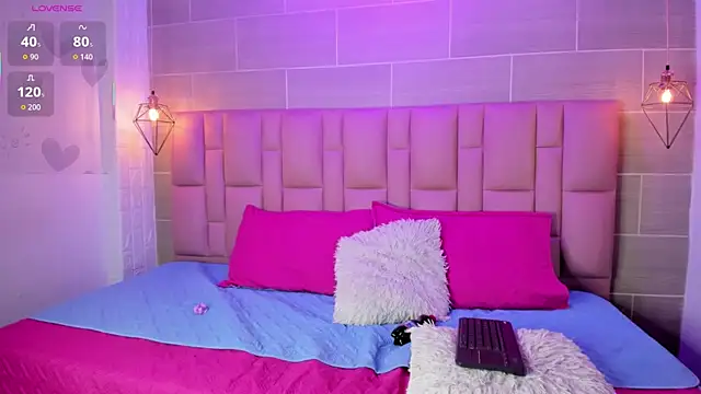 Naomi-Thompson online show from 20, 2, 2026