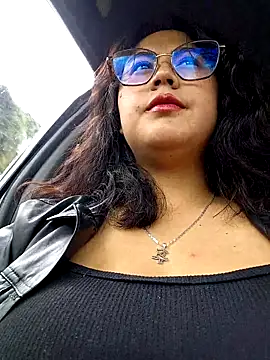 Snapshot of Mari-98 chatting on 23, 2, 2026 Mari-98 online show from 23, 2, 2026