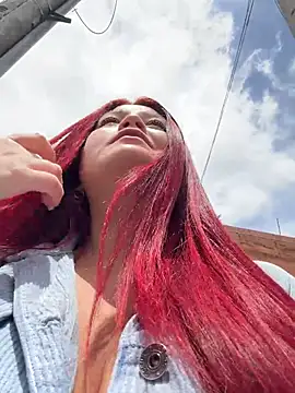 Lia-Moon77 online show from 28, 5, 2026